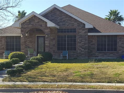 1605 Raintree Dr Eagle Pass Tx 78852 Zillow