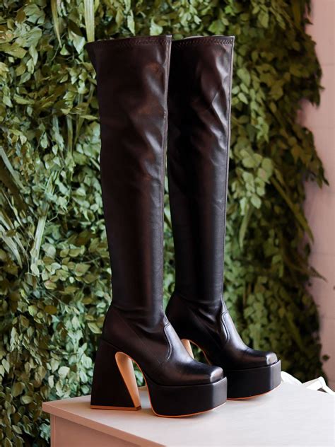 Bota Over Preto Inspiracao Naked Wolfe Estillo Livre Cal Ados