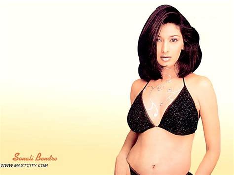 Desi Hot Actress Sonali Bendre Hot Photos