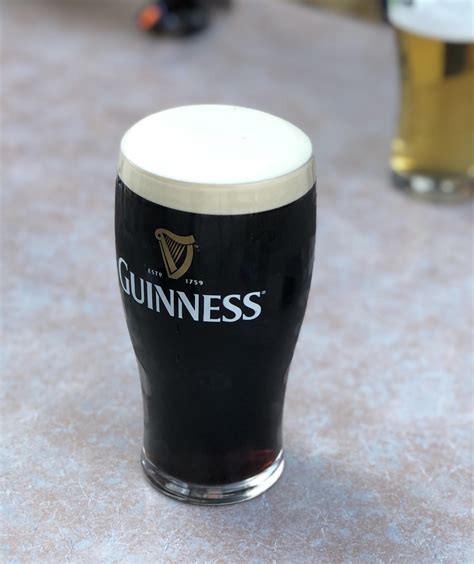 Budweiser Beer: A Pint Costs 5 In Ireland – AC/DC Beverage