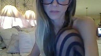 Hot Blonde Milf Masterbates On Webcam XNXX