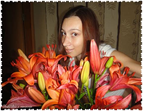 Объективно о маникюре Легкая искристая помада от AVON серия Ультра оттенок Sparkling Nude