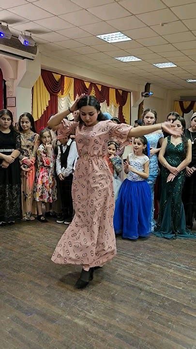 ТАНЦУЕТ ЗАРИНА ( АСТРАХАНЬ 14.03.2024 ) - YouTube