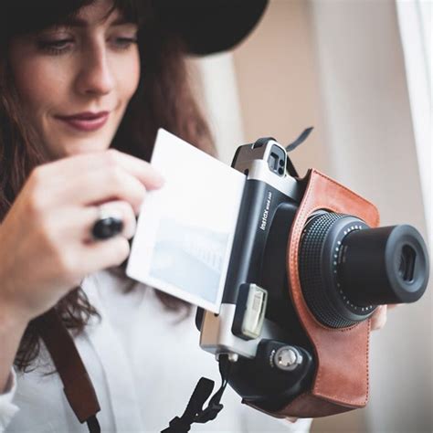 Купить Instax 300: купить фотоаппарат Fujifilm Instax 300 WIDE ...
