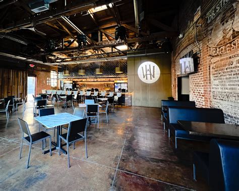 Top 5 Unexpected Things Found In Tucson Strip Bars Image 4