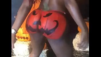 Culona Moviendo El Culo XVIDEOS