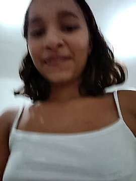 Sophy Jones Naked Stripping On Cam For Live Sex Video Chat Gyrls