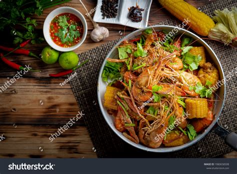 423 Bucket Seafood Sauce Images Stock Photos And Vectors Shutterstock