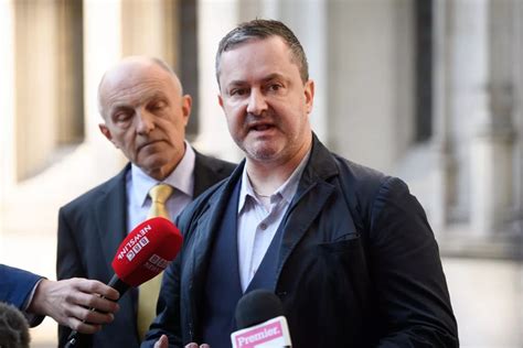 Conoce el caso de la demanda a una pastelería por una tarta gay CromosomaX