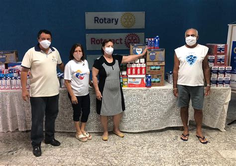 Beneficiando famílias de Piumhi Rotary Brasil