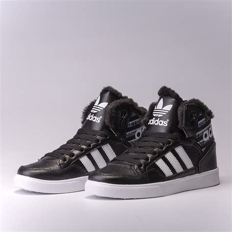 Зимние ботинки Adidas Extaball W черные с белым купить в Киеве. Лучшие ...