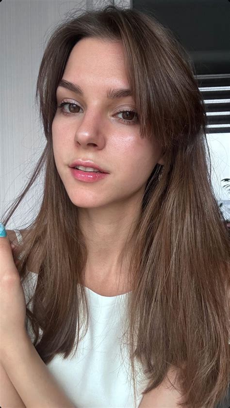 Brunette R BlondesBrunettesReds