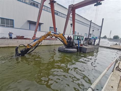 Water Master Multi Function Dredger With Tools For Construction Works