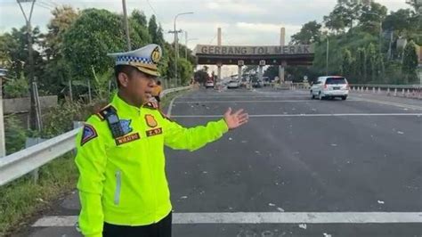 Sempat Macet Horor Arus Lalu Lintas Di Gerbang Tol Merak Kini Lancar