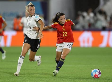 Claudia Pina abandona la selección sub 23 sigue los pasos de Mapi León