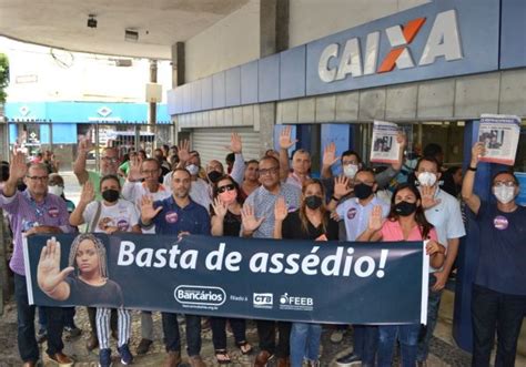 Ap S Esc Ndalo De Ass Dio Funcion Rios Da Caixa Protestam Na Capital Baiana Voz Da Bahia