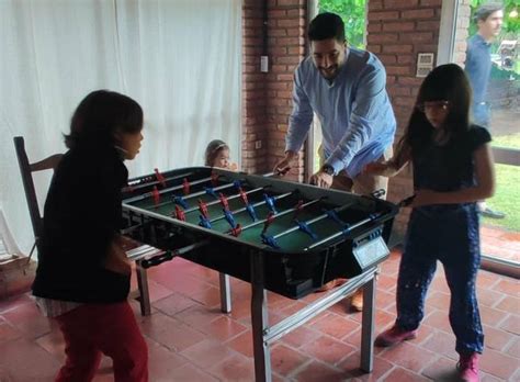 El Justiciero Del Metegol” Vio Que Sobraban” A Una Nena Y Tuvo Que