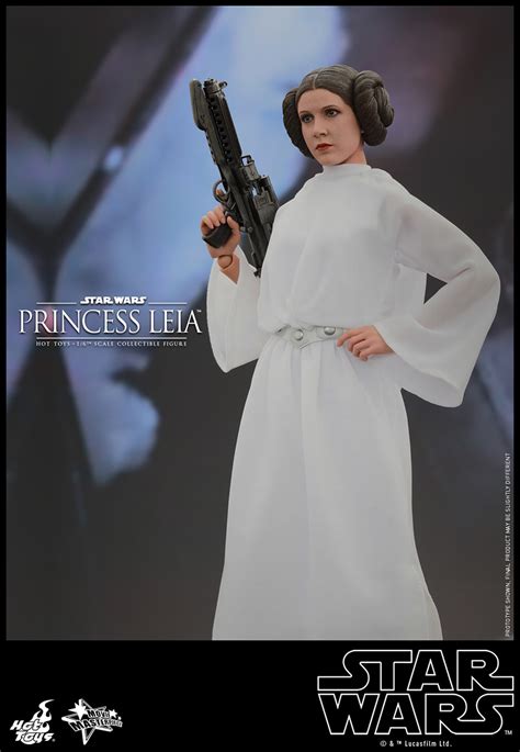 Hot Toys Princess Leia Th Scale Collectible Figure Plastic And Plush