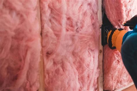 Pros And Cons Of Fiberglass Batts