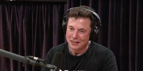 Tesla CEO Elon Musk Details Idea for Electric Plane on Joe Rogan ...