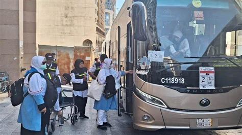 jemaah haji indonesia akui  pelayanan haji   mengalami