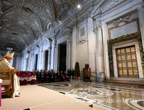 'Pilgrims of Hope': Vatican unveils logo for 2025 Holy Year - Deacon