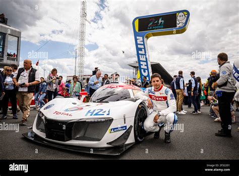 H24 green gt hi-res stock photography and images - Alamy