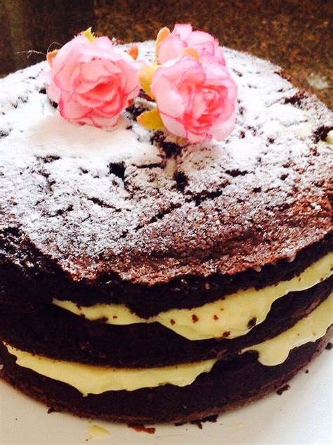 Naked Cake De Chocolate Recheio De Ganache Branco Morangos Recheio De Ganache Cake