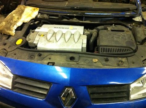 В разбор пришли 6 автомобилей Рено: Renault Megane 2, Scenic, Scenic 2 ...