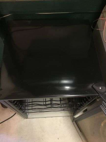Magic Chef Wine Cooler Sherwood Auctions