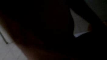 Esposa Gimiendo En La Polla De Un Amigo XVIDEOS