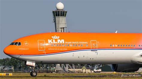 Klm B A Klm Boeing Er In Orange Pride Livery Rol Flickr