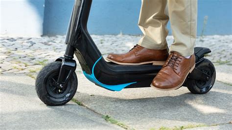E-Scooter: Lohnt sich das für mich? | Verbraucherportal Bayern ...