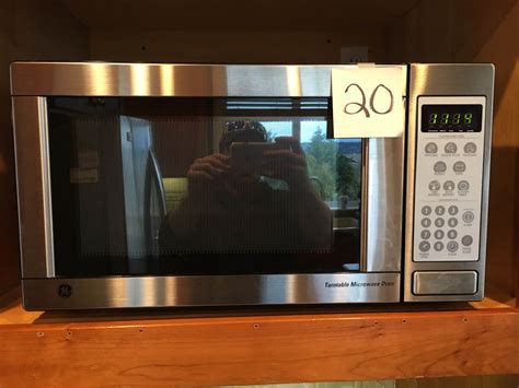 Lot 20 Ge Stainless Steel Microwave Oven Very Nice And Clean 21 X