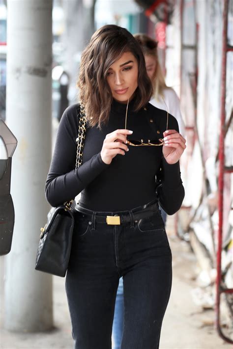 Olivia Culpo Hot Celebs Home