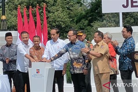 Presiden Joko Widodo Resmikan Jembatan Otista Kota Bogor Antara News