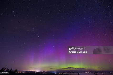 Aurora Borealis In Maine High-Res Stock Photo - Getty Images