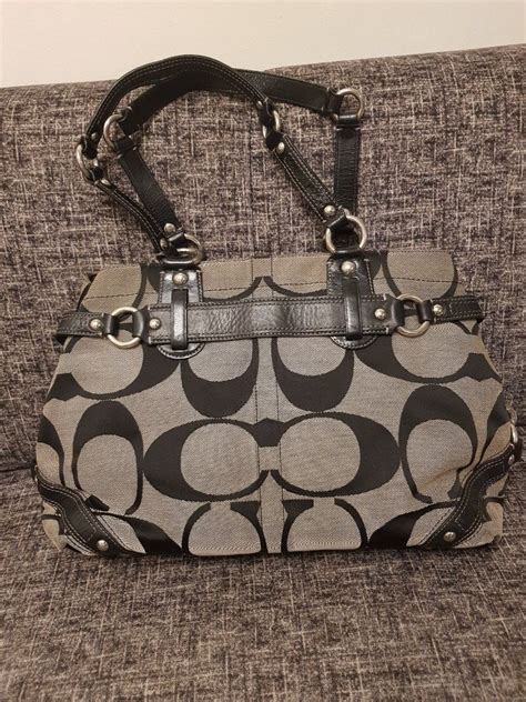 Coach Poppy Shoulder Bag Authentic On Carousell
