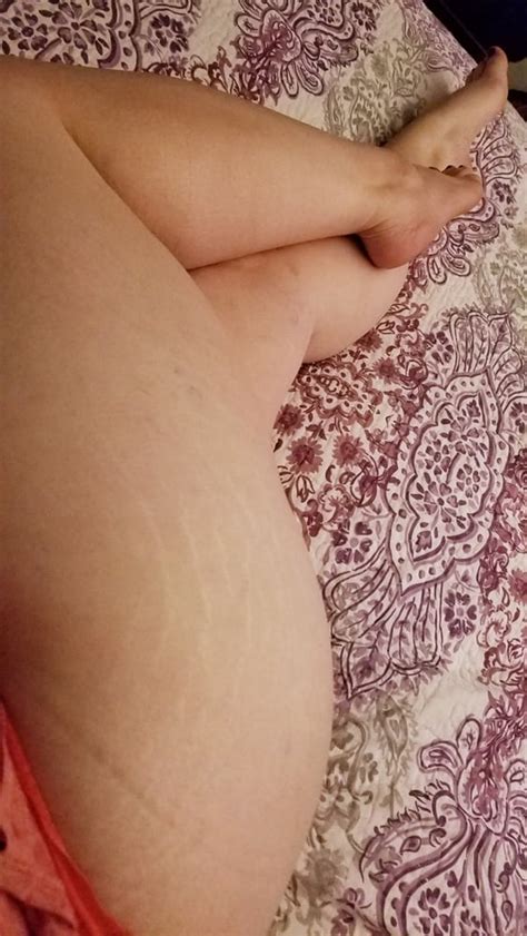 Mini Shoot Before Bed Milf Bored Housewife Porn Pictures XXX