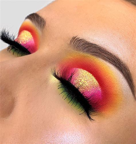 Exotic Makeup Looks For A Summer Escape Tropical Fruity