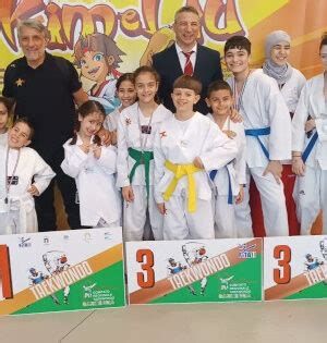 Taekwondo L Astroclub Fa Incetta Di Medaglie Al Campionato Regionale