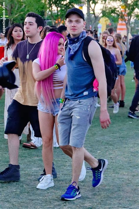 Ariel Winter Nude OnlyFans Leaks The Fappening Photo 50623 FappeningBook