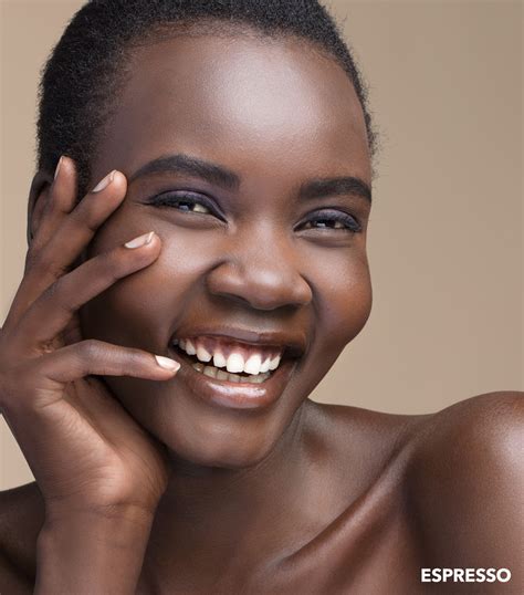 Bobbi Brown Skin Long-Wear Weightless Foundation | Harrods BE