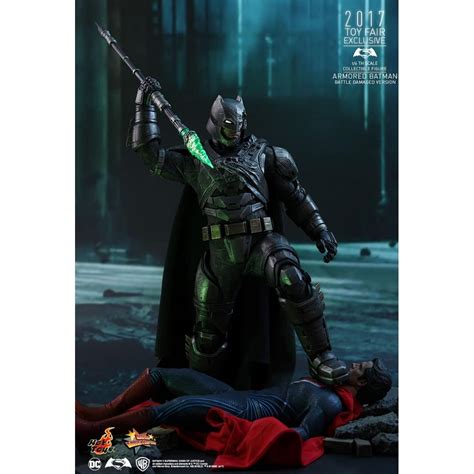 Hottoys Armored Batman Battle Damaged Mms Bvs Superman Hot Toys