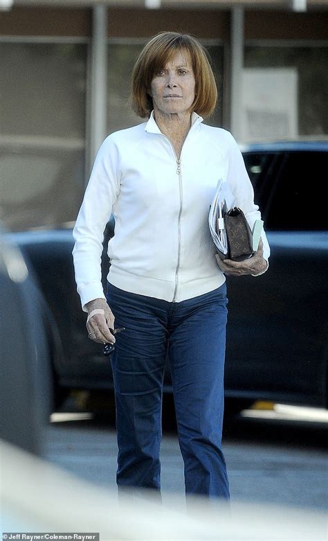 Exclusive Hart To Hart Actress Stefanie Powers Looks Youthful And