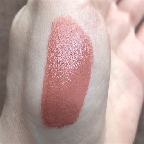Essence H Matte Liquid Lipstick Rosy Nude