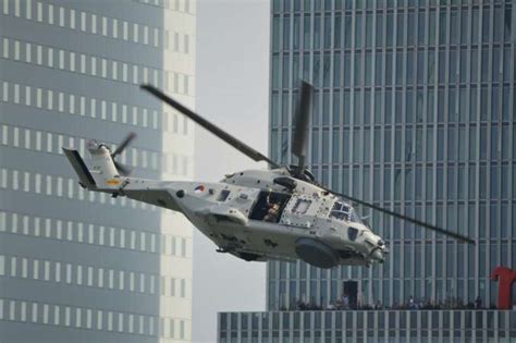 Aviation photographs of Registration: N-110 : ABPic