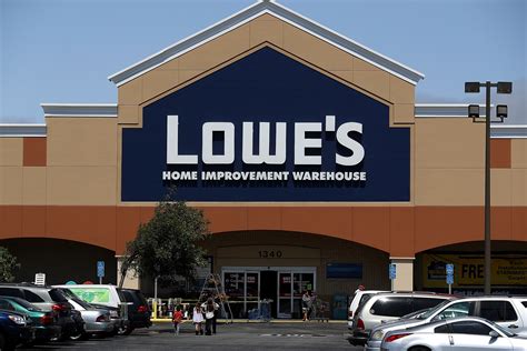 Lowe's Debuts New Virtual Reality Experience For Home Improvement | Fortune