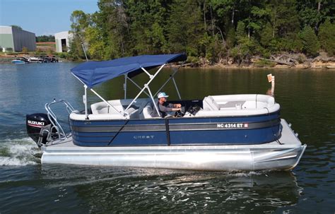 Boat Rental Lake Norman Crown Harbor Morningstar Marinas