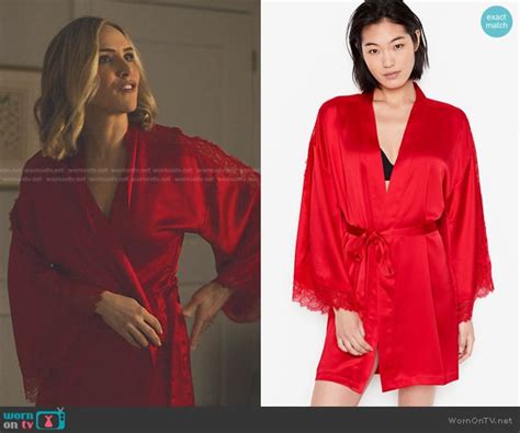 Wornontv Trinas Red Lace Inset Robe On Sex Life Clothes And Wardrobe From Tv